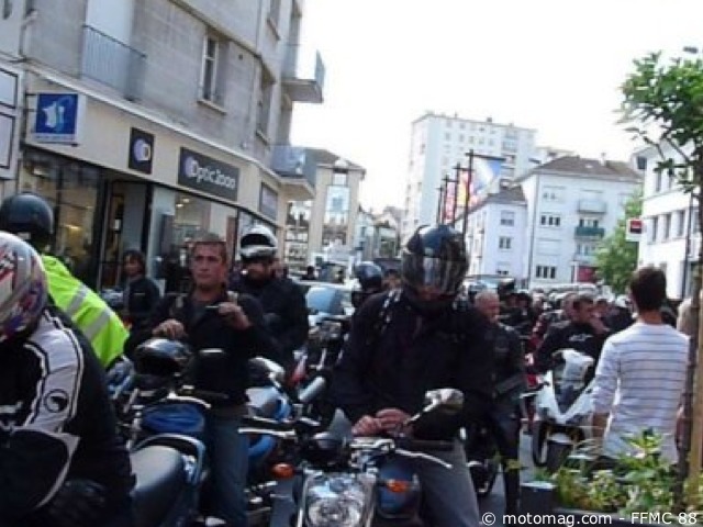 600 motards en colère à Epinal