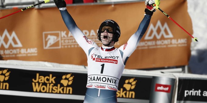 Victoire de Clément Noel dans le slalom de Chamonix